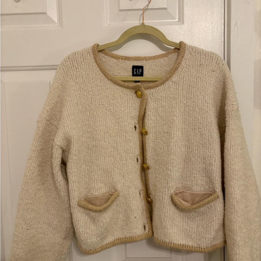 GAP Cream Cardigan Sweater Cozy Knit
